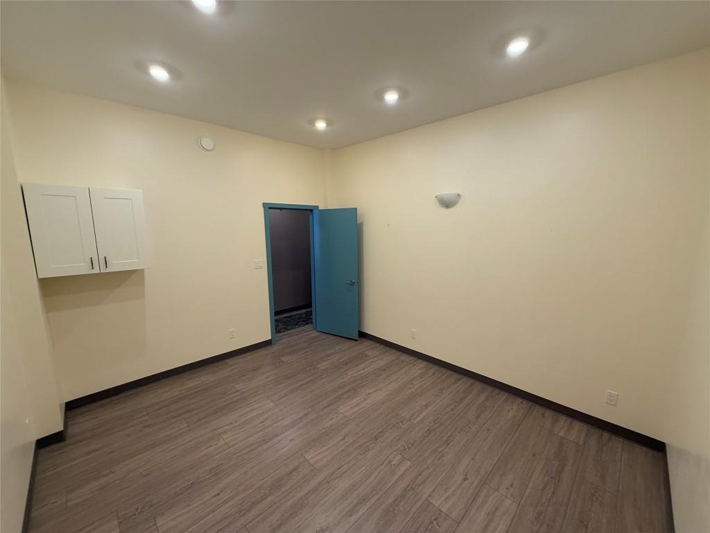 









313


Railway

Avenue,
Salmo,




BC
V0G 1Z0

