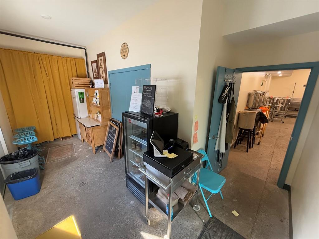 









313


Railway

Avenue,
Salmo,




BC
V0G 1Z0

