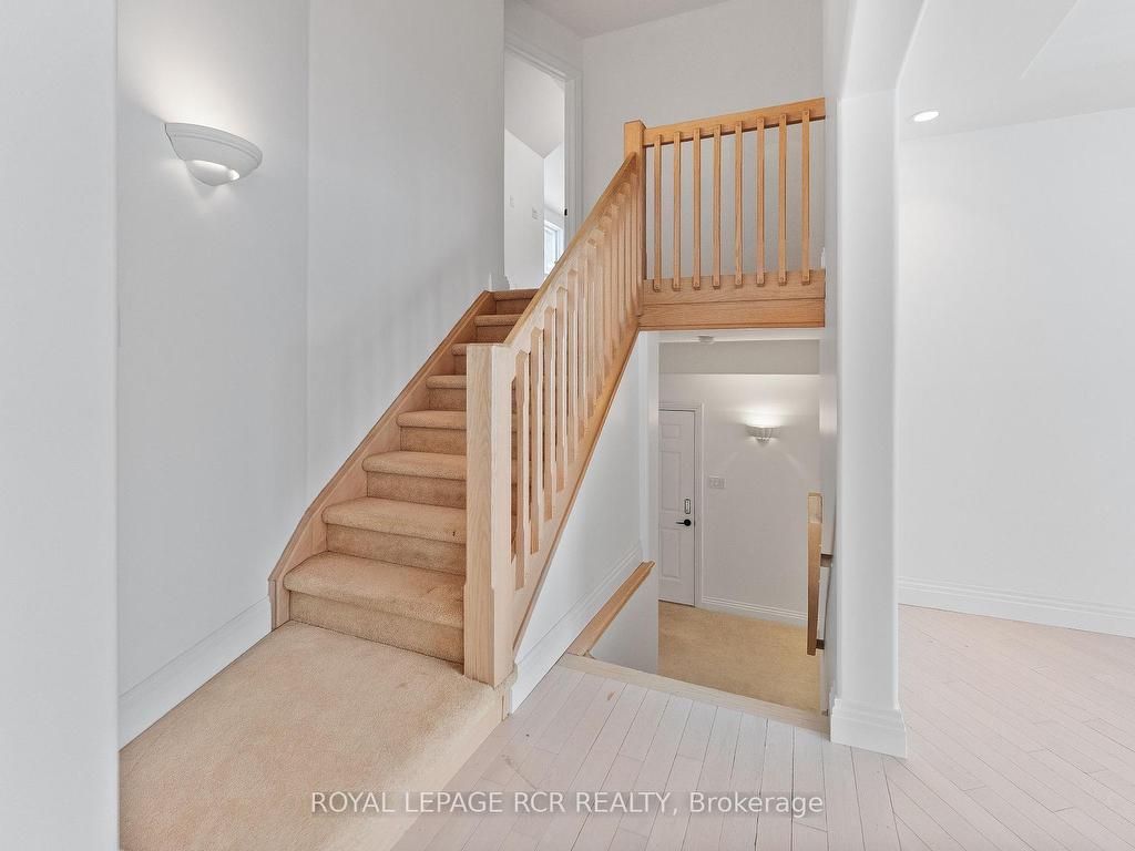 









101089


10th

Side Road,
East Garafraxa,




ON
L9W 7J9


