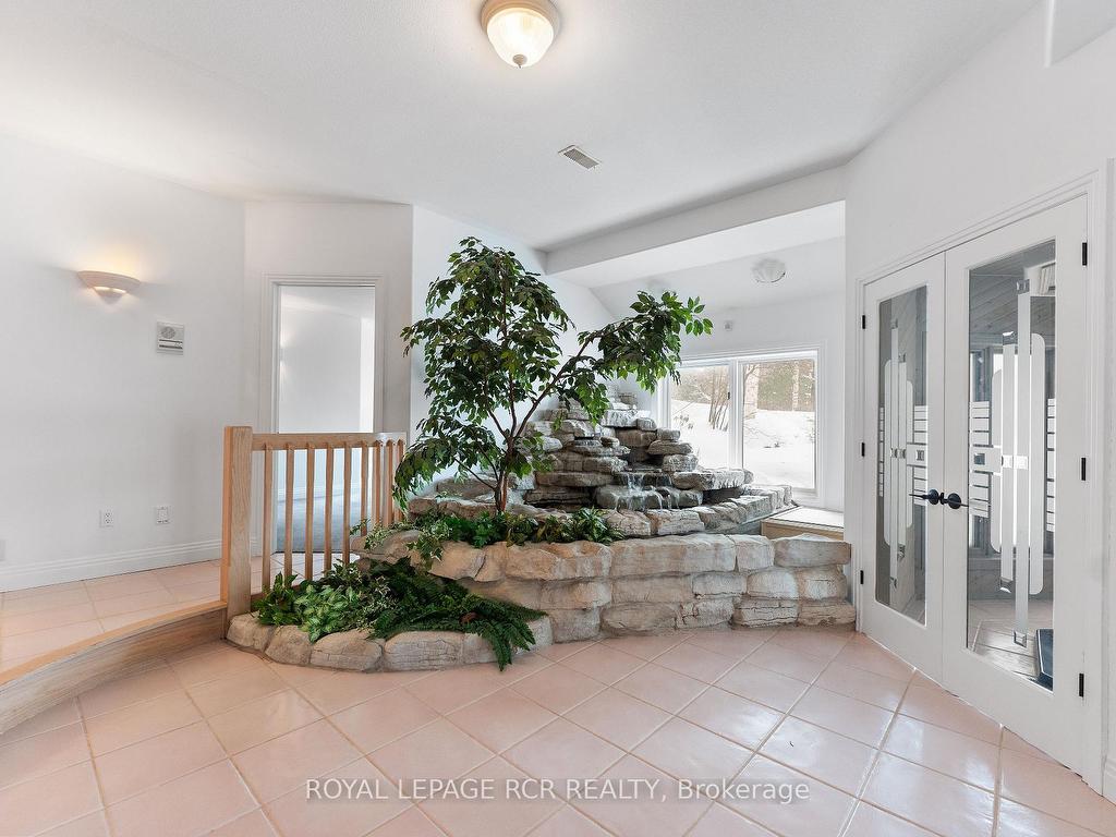 









101089


10th

Side Road,
East Garafraxa,




ON
L9W 7J9

