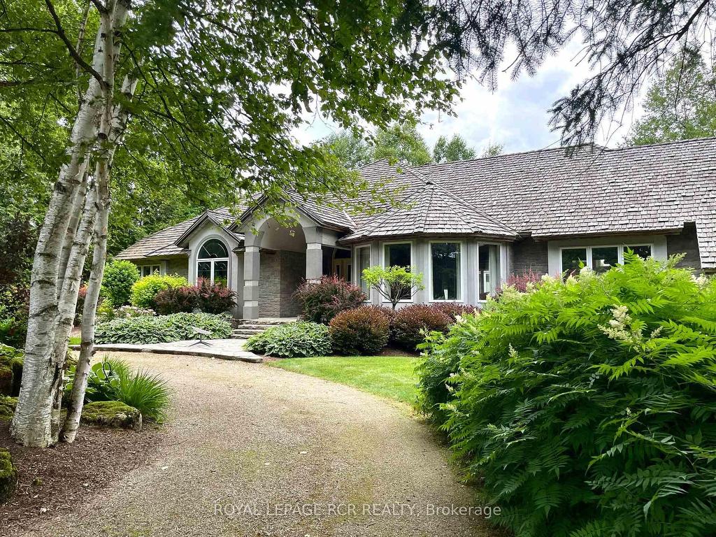 









101089


10th

Side Road,
East Garafraxa,




ON
L9W 7J9

