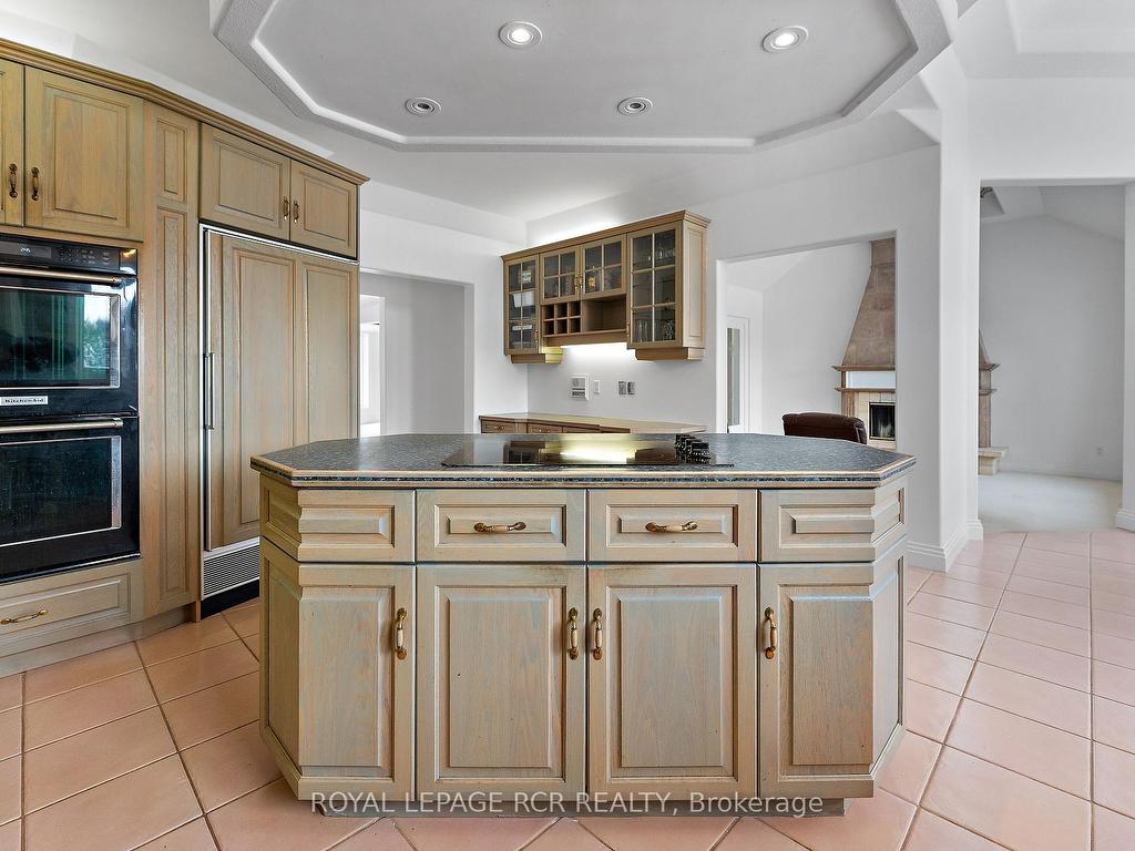 









101089


10th

Side Road,
East Garafraxa,




ON
L9W 7J9

