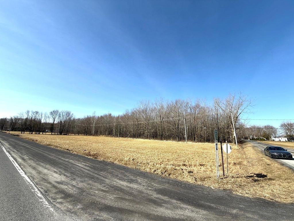 












47e Avenue

,
Sainte-Anne-de-Sabrevois,







QC
J0J2G0

