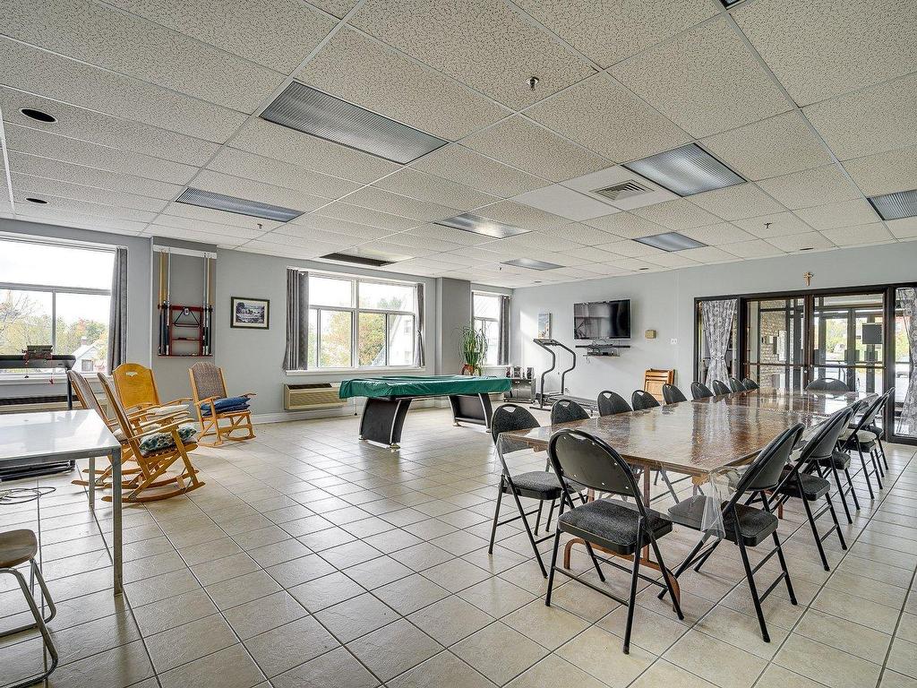 









305


Rue Laviolette

, 310,
Saint-Jérôme,




QC
J7Y4H7

