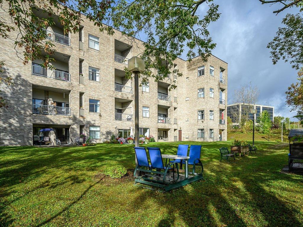 









305


Rue Laviolette

, 310,
Saint-Jérôme,




QC
J7Y4H7


