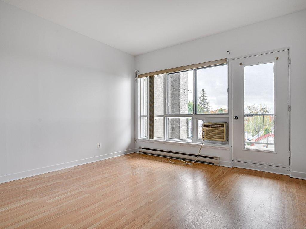 









305


Rue Laviolette

, 310,
Saint-Jérôme,




QC
J7Y4H7

