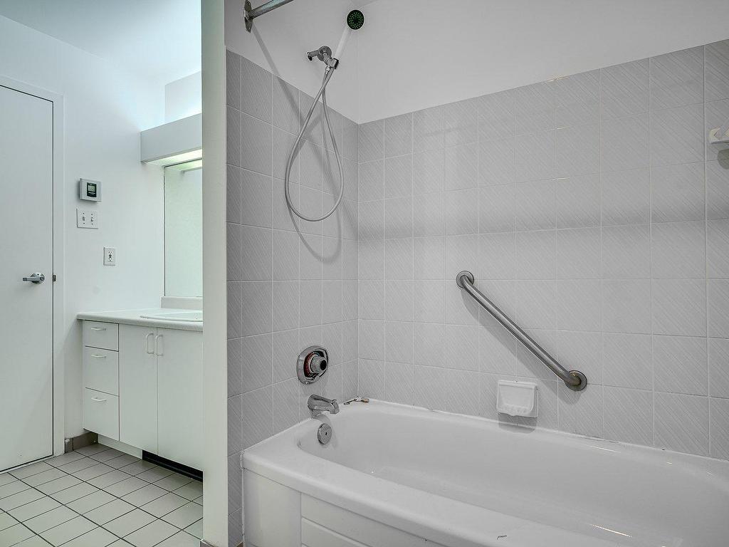 









305


Rue Laviolette

, 310,
Saint-Jérôme,




QC
J7Y4H7

