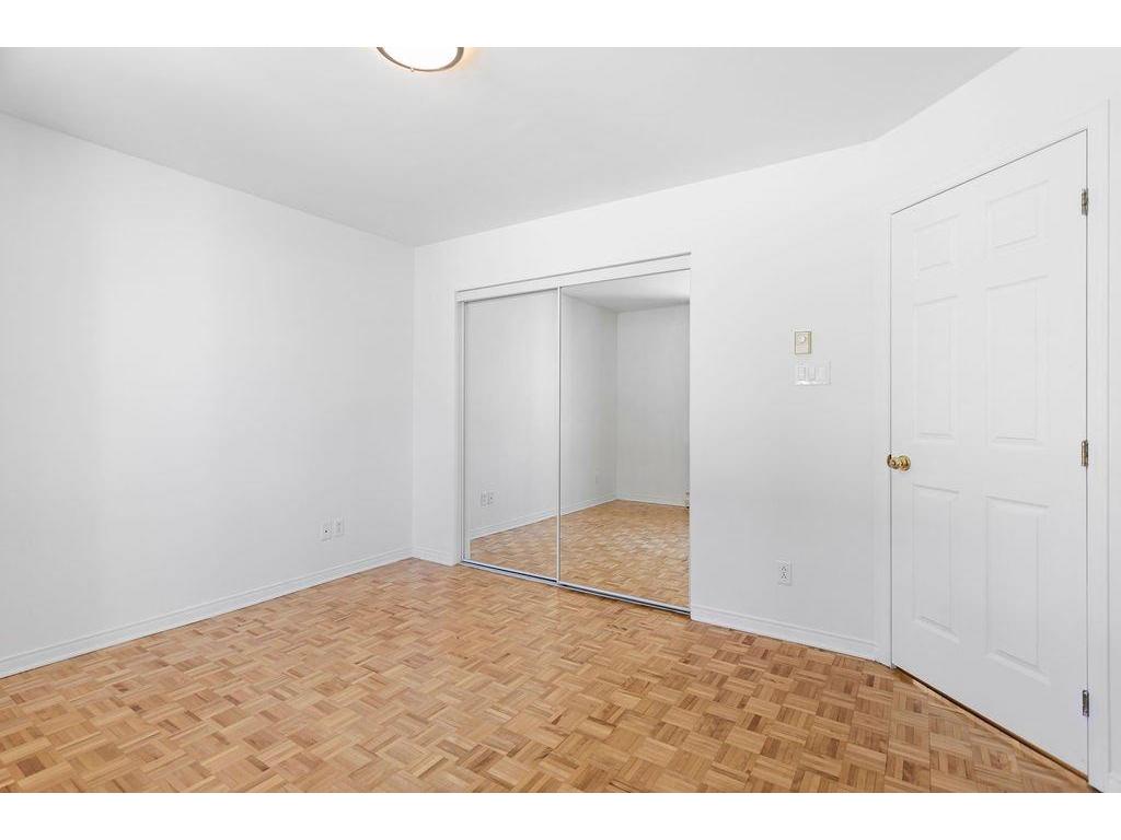 









2055


Rue St-Georges (Lafontaine)

, B,
Saint-Jérôme,




QC
J7Y1N2

