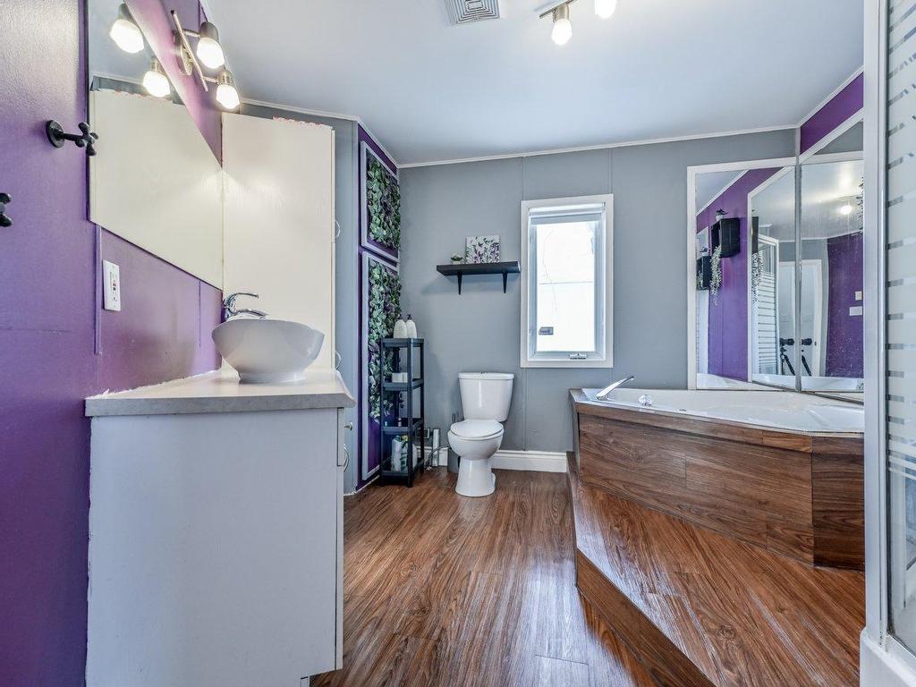 









60


9e Rue

,
Saint-Jean-sur-Richelieu,




QC
J2Y1A5


