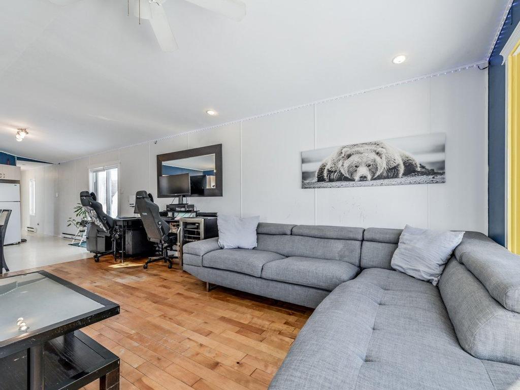 









60


9e Rue

,
Saint-Jean-sur-Richelieu,




QC
J2Y1A5

