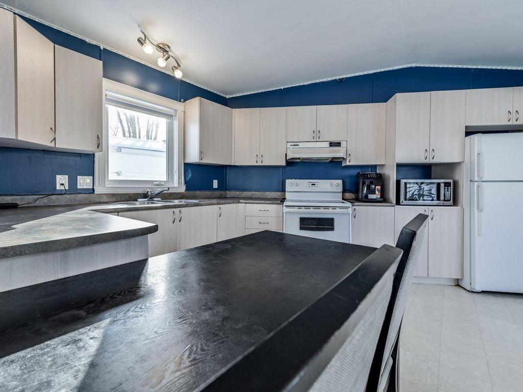 









60


9e Rue

,
Saint-Jean-sur-Richelieu,




QC
J2Y1A5

