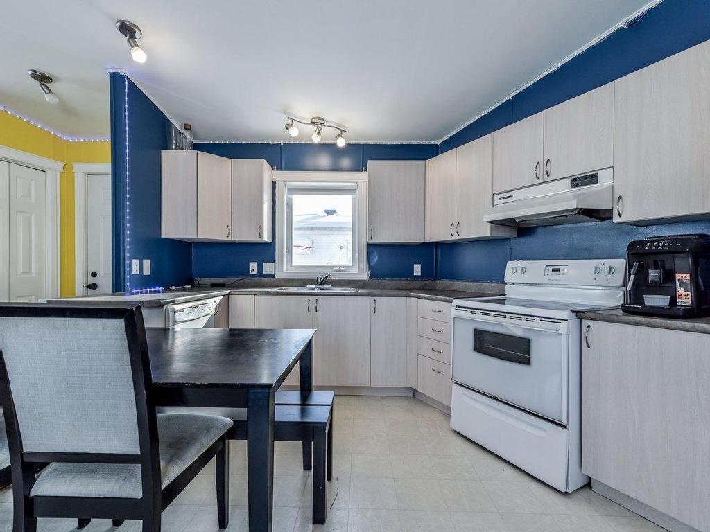 









60


9e Rue

,
Saint-Jean-sur-Richelieu,




QC
J2Y1A5

