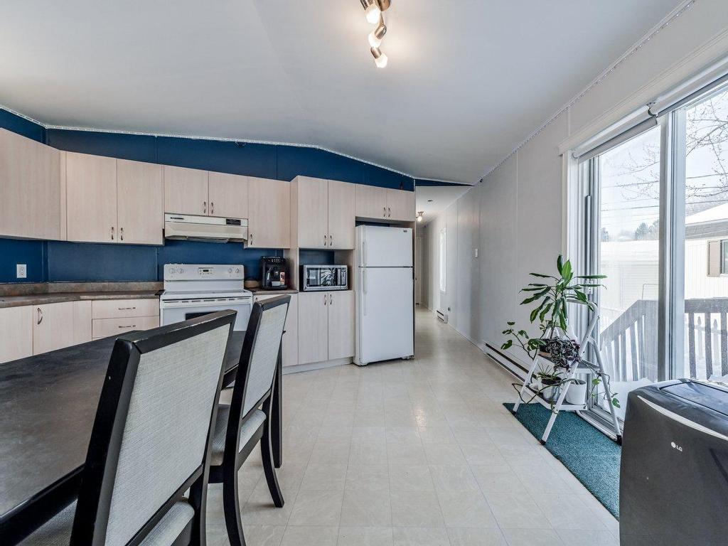 









60


9e Rue

,
Saint-Jean-sur-Richelieu,




QC
J2Y1A5

