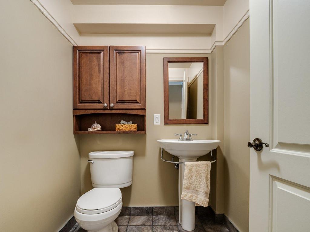 









5


1re Avenue

,
Laval (Auteuil),




QC
H7H2G9

