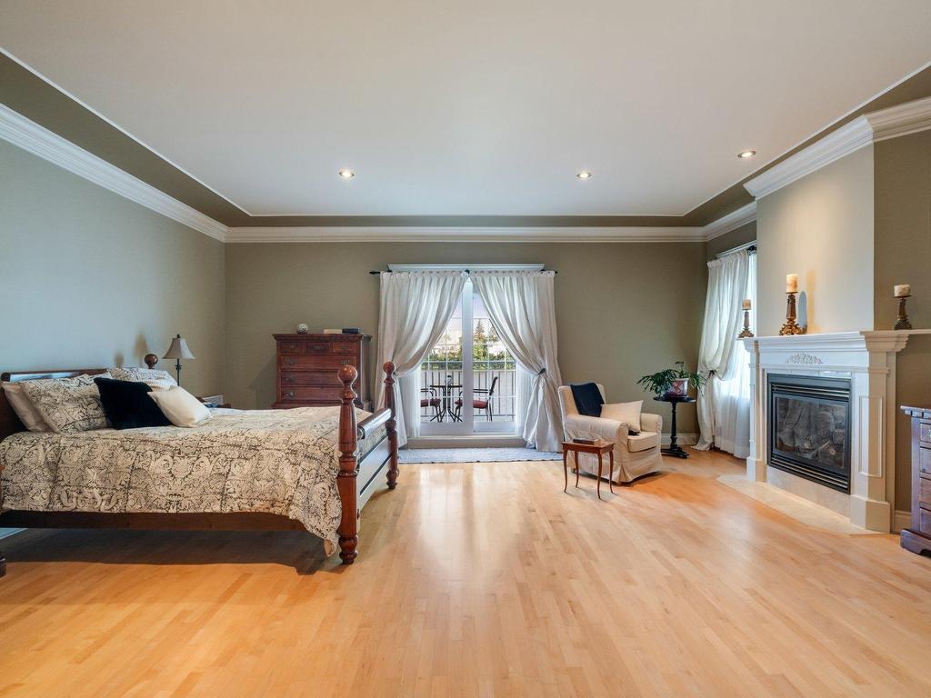 









5


1re Avenue

,
Laval (Auteuil),




QC
H7H2G9

