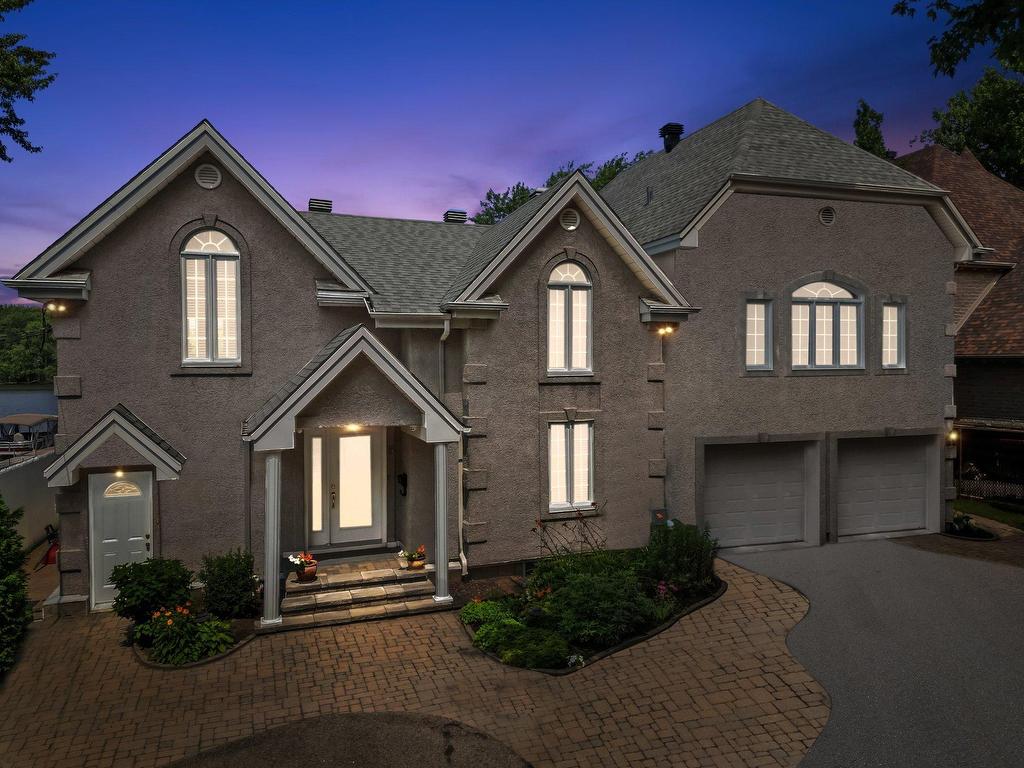 









5


1re Avenue

,
Laval (Auteuil),




QC
H7H2G9

