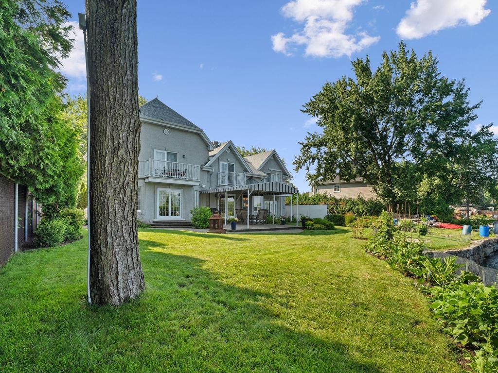 









5


1re Avenue

,
Laval (Auteuil),




QC
H7H2G9

