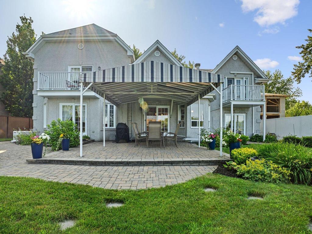 









5


1re Avenue

,
Laval (Auteuil),




QC
H7H2G9

