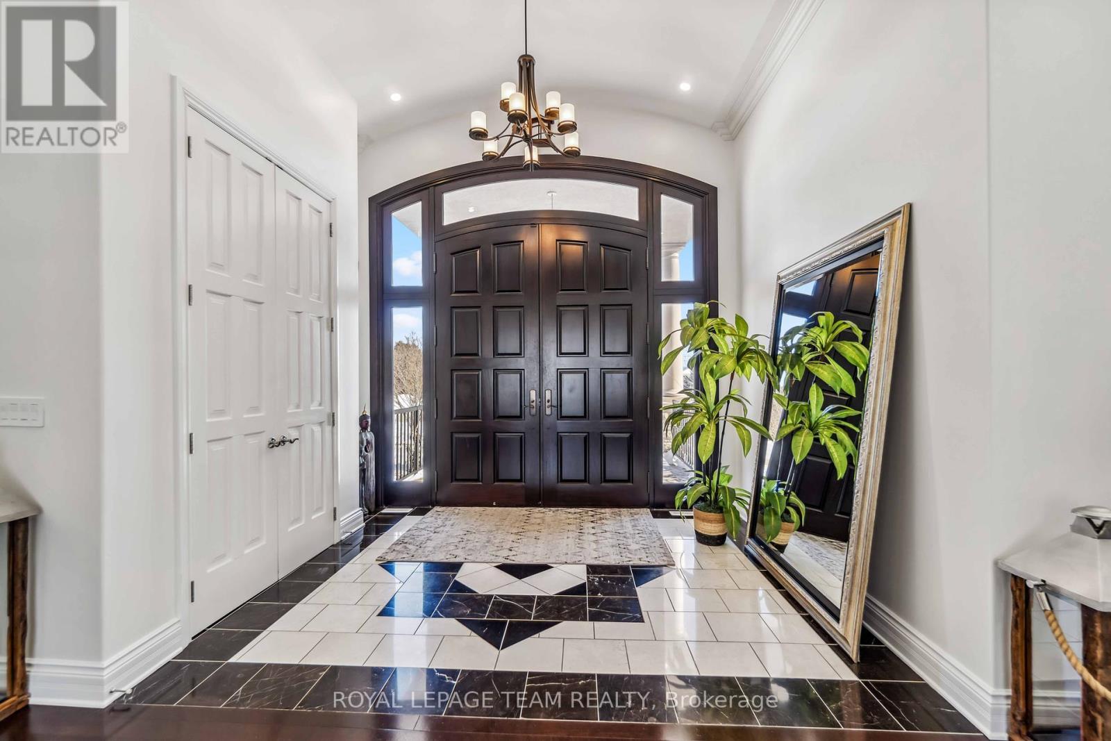












1114 IRACE DRIVE

,
Augusta,




Ontario
K6V5T1

