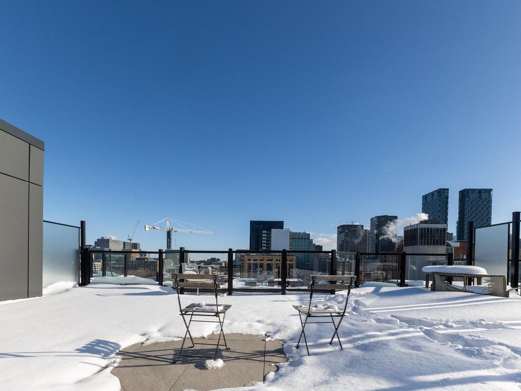 









2100


Boul. St-Laurent

, 204,
Montréal (Ville-Marie),




QC
H2X0E4

