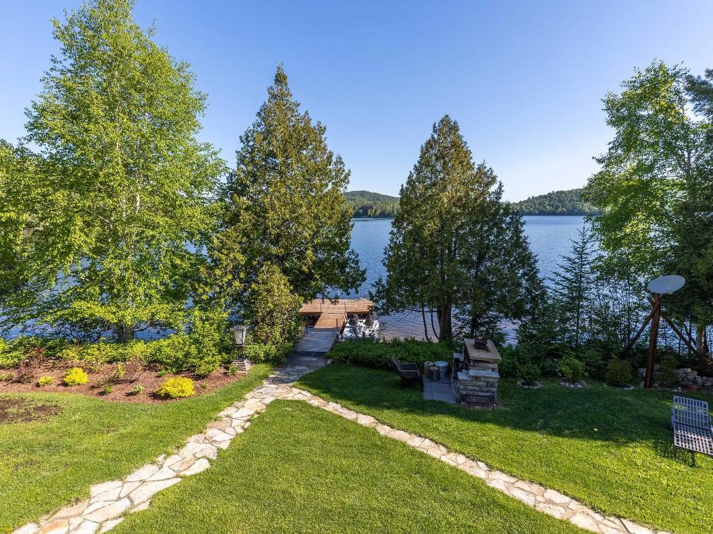 









1661


Ch. du Lac-à-la-Truite

,
Saint-Michel-des-Saints,




QC
J0K3B0

