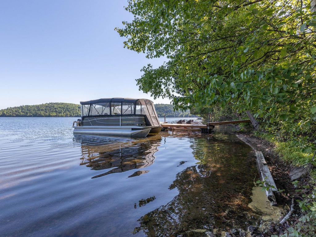 









1661


Ch. du Lac-à-la-Truite

,
Saint-Michel-des-Saints,




QC
J0K3B0

