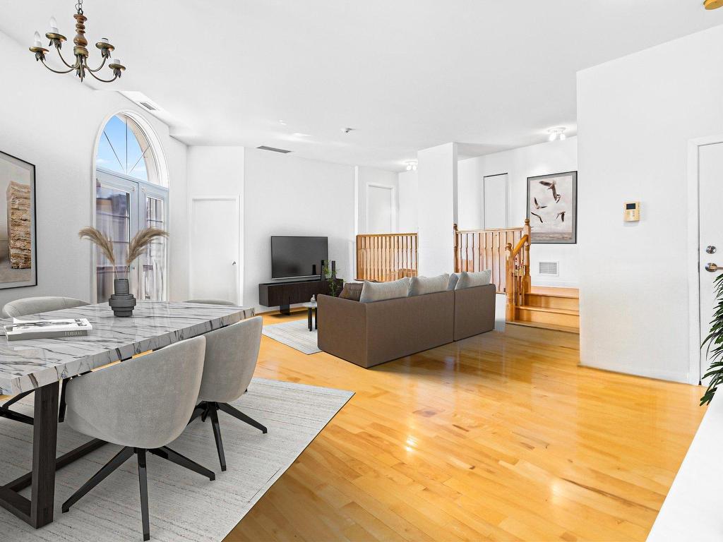 









5451


Ch. de la Côte-St-Luc

,
Montréal (Côte-des-Neiges/Notre-Dame-de-Grâce),




QC
H3X2C6

