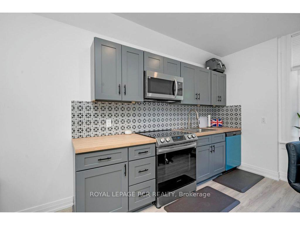 









9


Second

Avenue,
Orangeville,




ON
L9W 1H4


