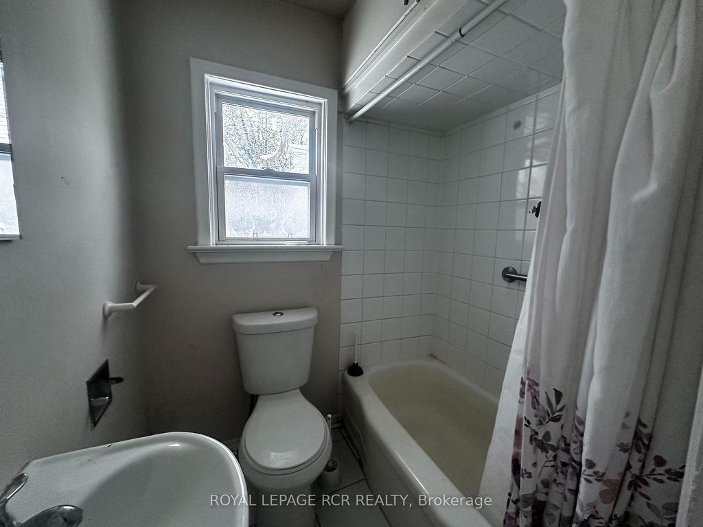 









9


Second

Avenue,
Orangeville,




ON
L9W 1H4

