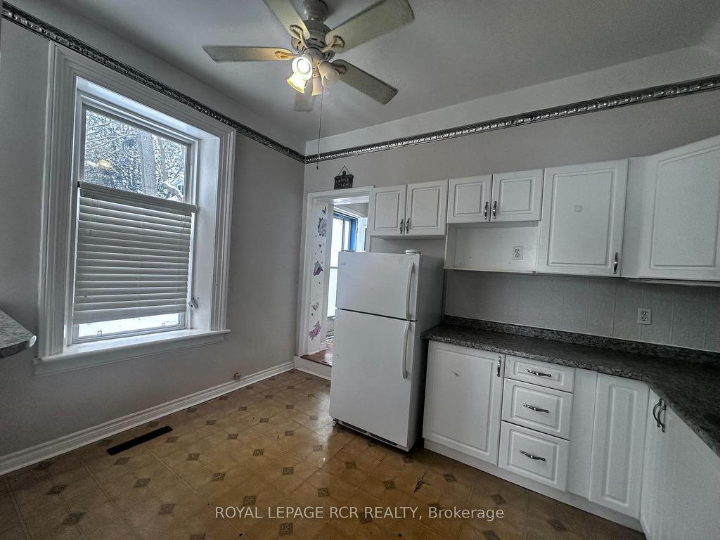 









9


Second

Avenue,
Orangeville,




ON
L9W 1H4

