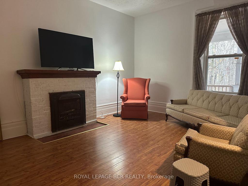 









9


Second

Avenue,
Orangeville,




ON
L9W 1H4

