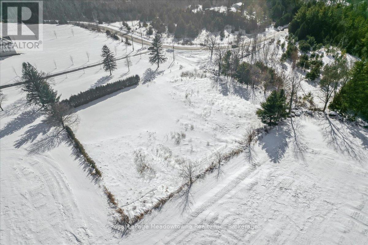 












5165 15 SIDE ROAD

,
Milton (NA Rural Nassagaweya),







Ontario
L9E0C8

