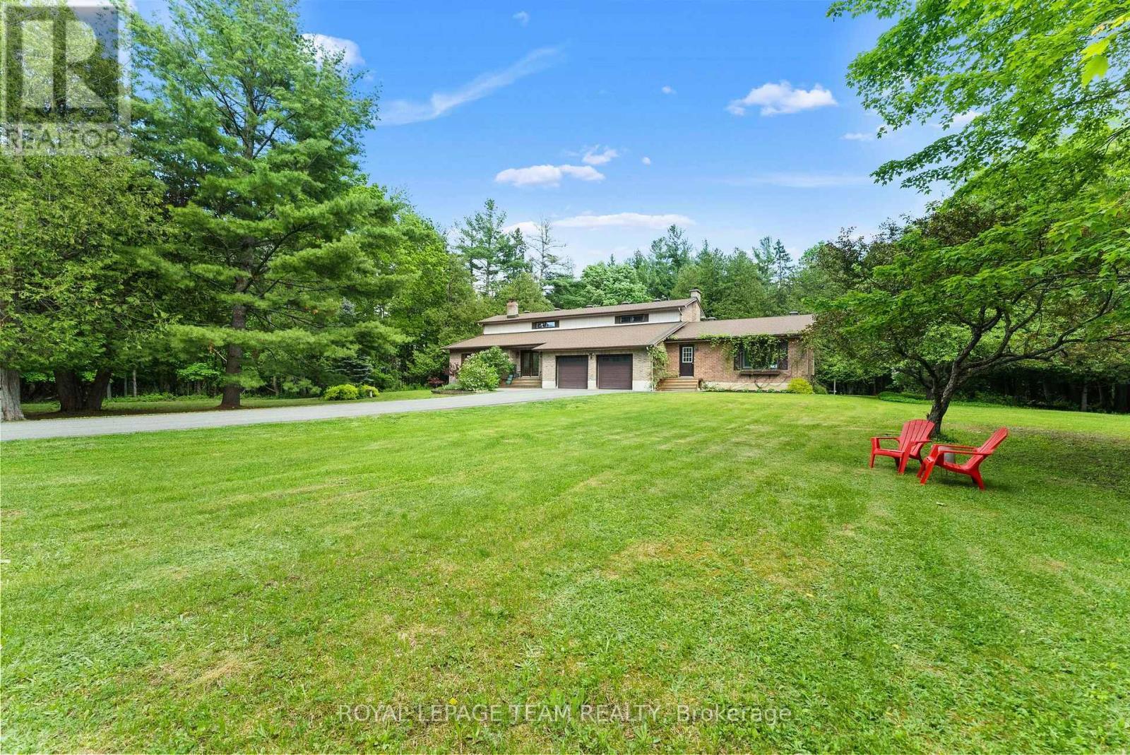 












132 MANION ROAD

,
Ottawa,




Ontario
K0A1L0


