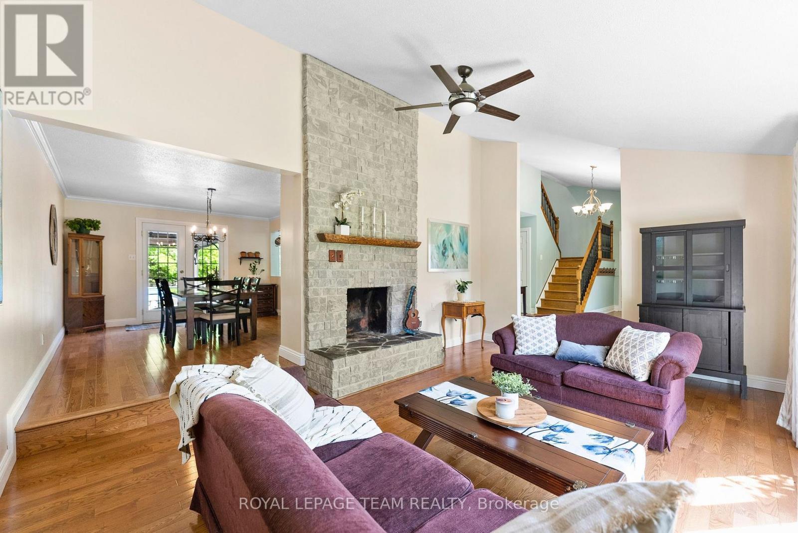 












132 MANION ROAD

,
Ottawa,




Ontario
K0A1L0

