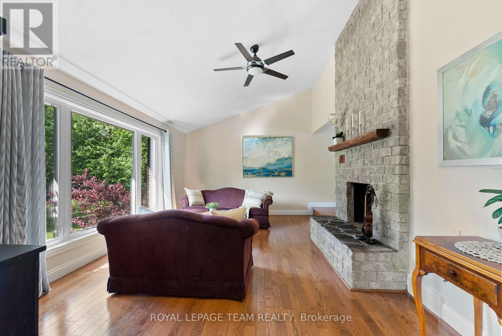 












132 MANION ROAD

,
Ottawa,




Ontario
K0A1L0

