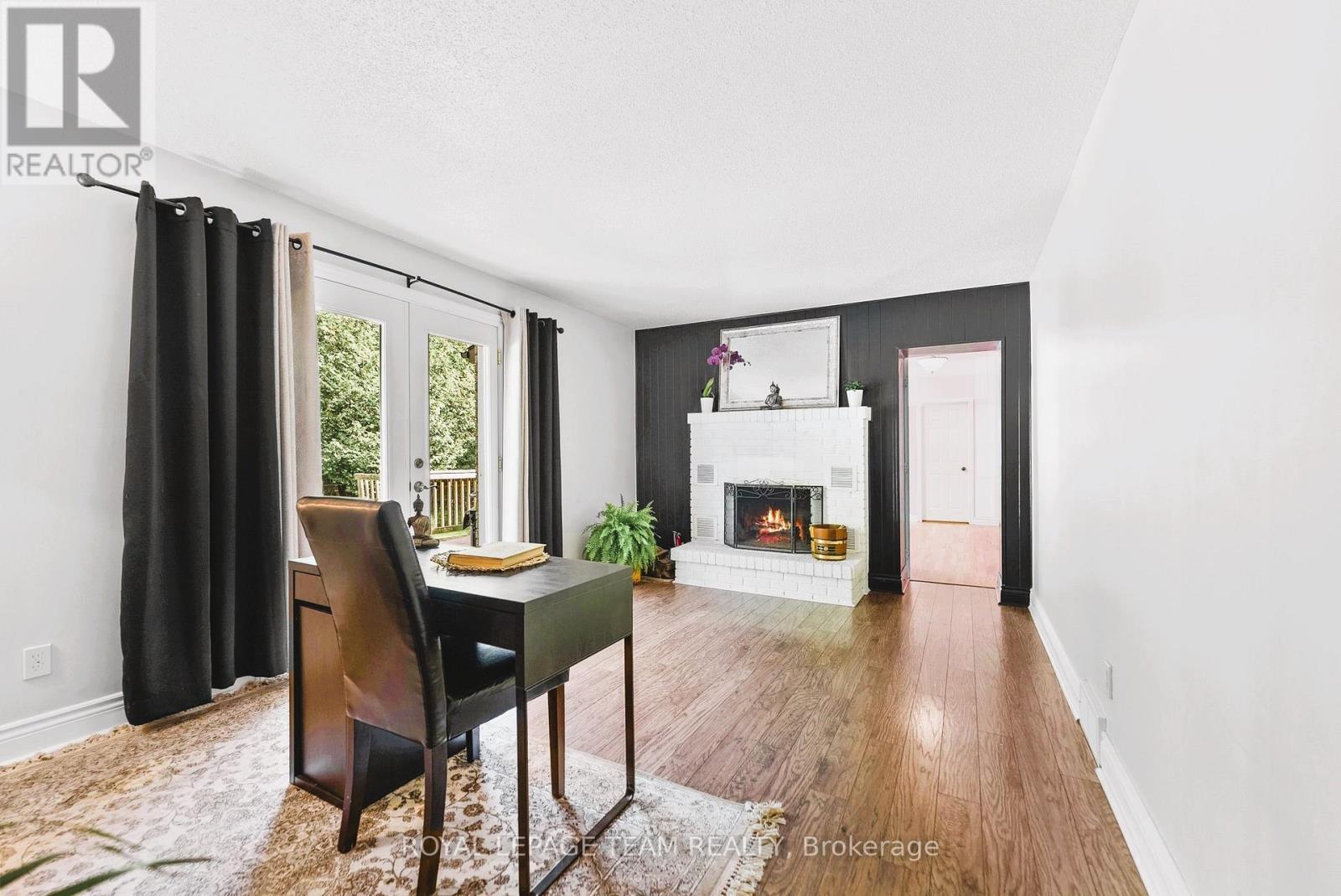 












132 MANION ROAD

,
Ottawa,




Ontario
K0A1L0

