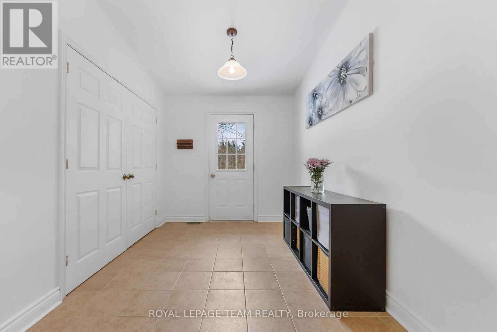 












132 MANION ROAD

,
Ottawa,




Ontario
K0A1L0

