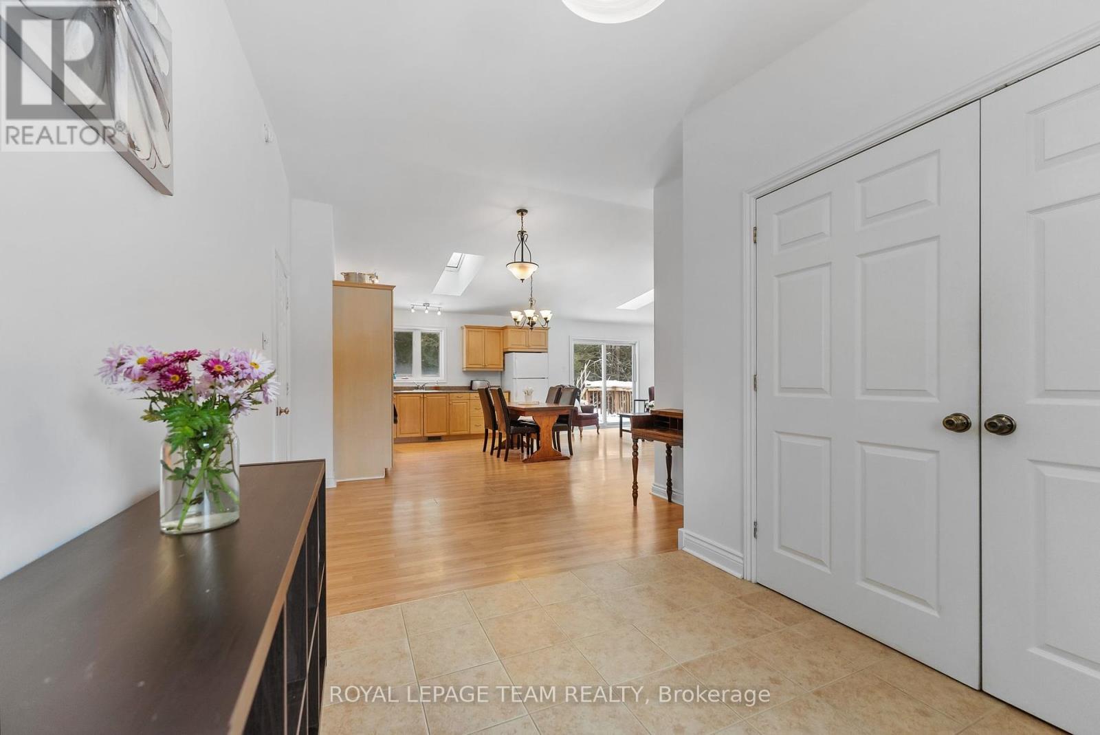 












132 MANION ROAD

,
Ottawa,




Ontario
K0A1L0

