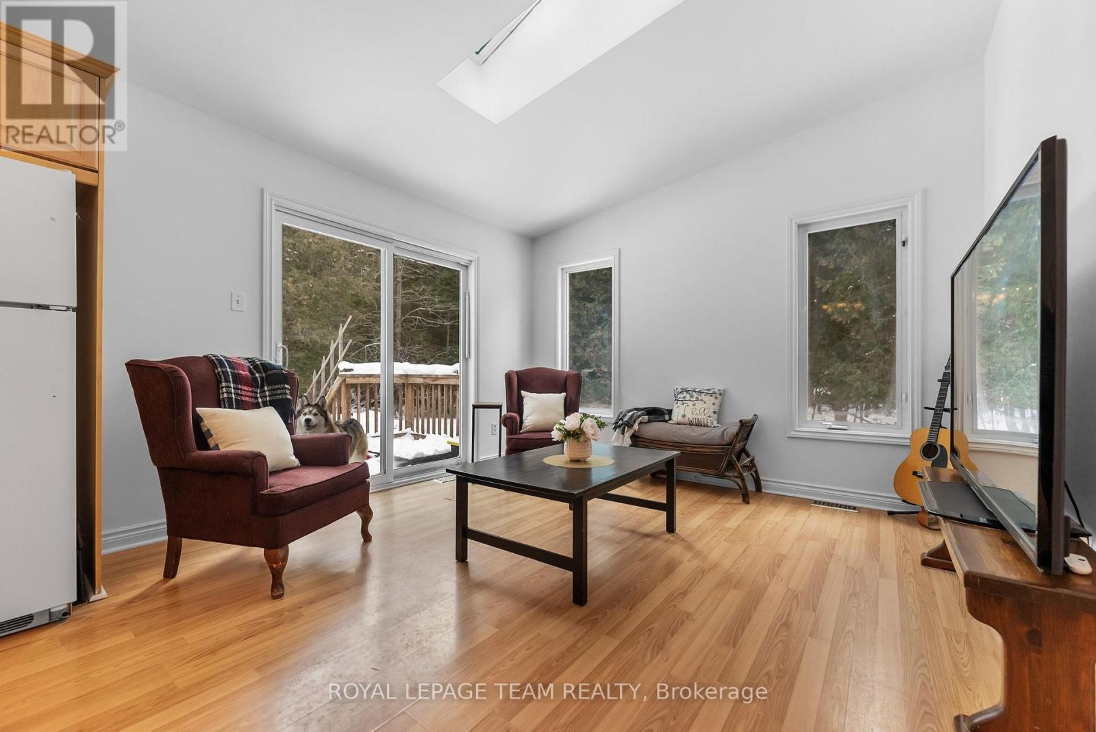 












132 MANION ROAD

,
Ottawa,




Ontario
K0A1L0

