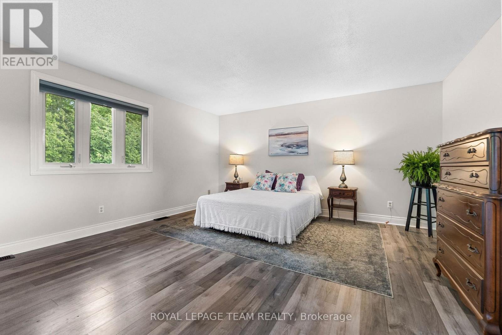 












132 MANION ROAD

,
Ottawa,




Ontario
K0A1L0


