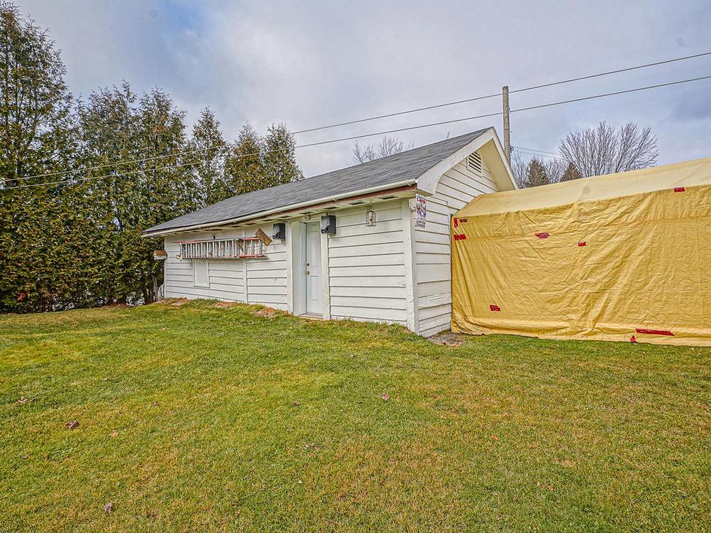 









570


Rue Lajeunesse

,
Sainte-Agathe-des-Monts,




QC
J8C2Y6

