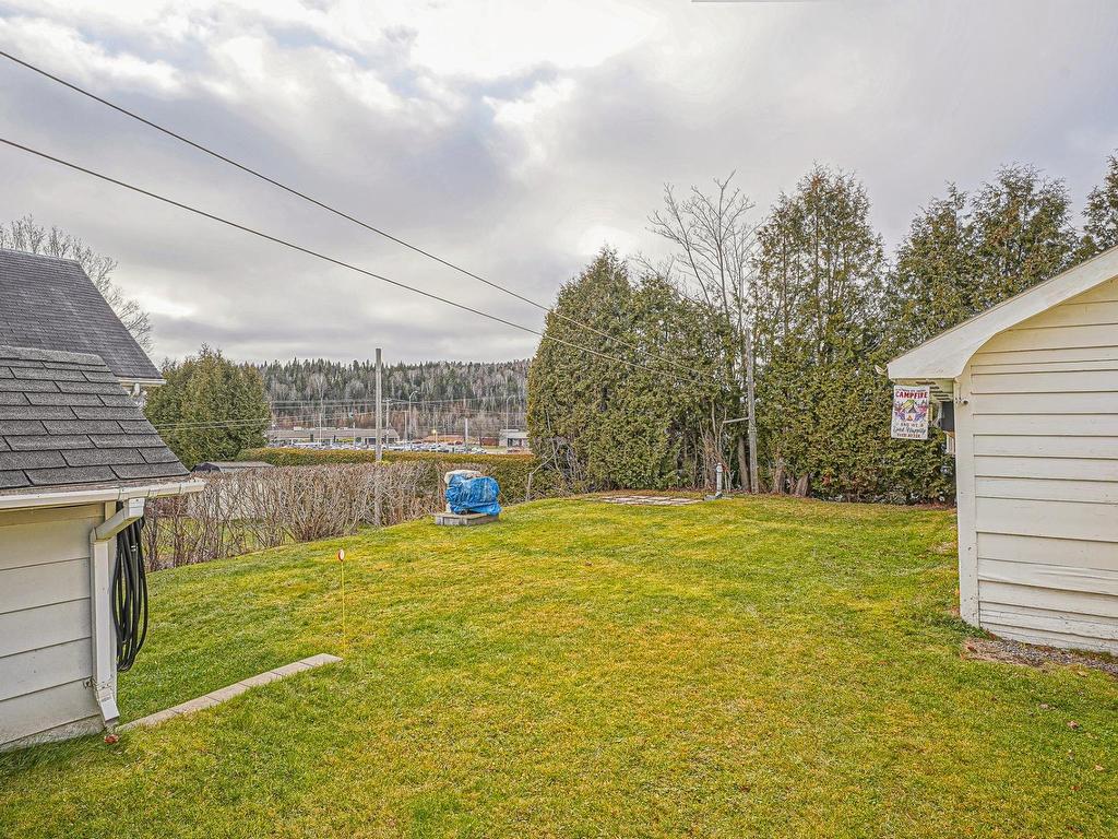 









570


Rue Lajeunesse

,
Sainte-Agathe-des-Monts,




QC
J8C2Y6

