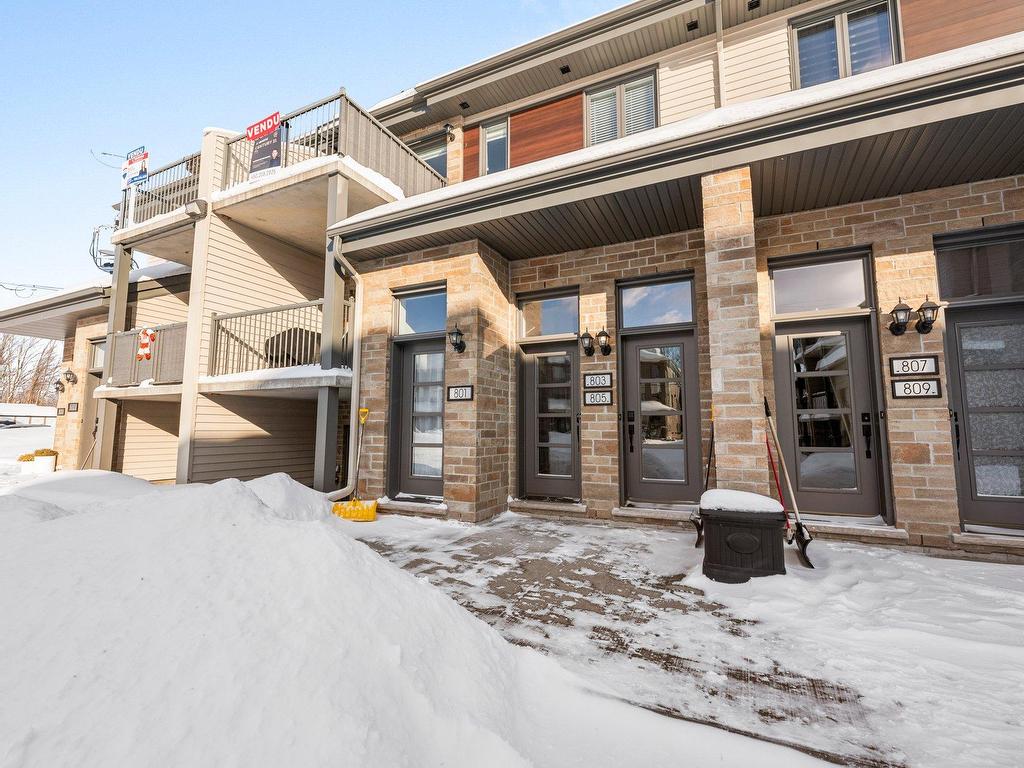 









803


Rue du Mont-Brome

,
Granby,




QC
J2H3H3

