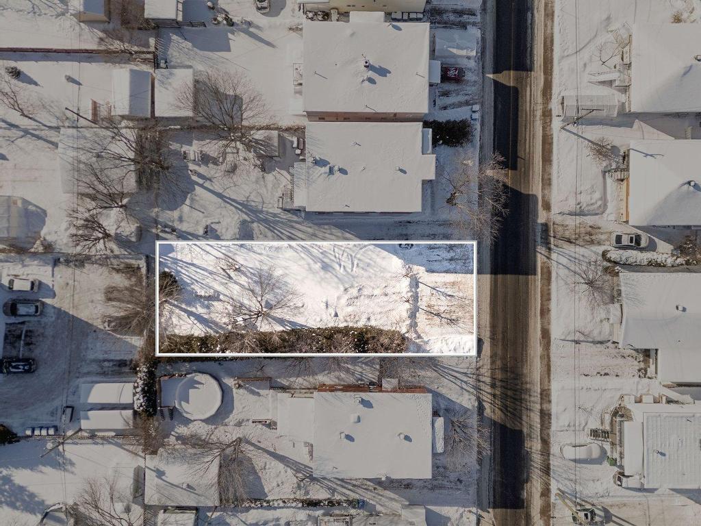 












47e Rue E.

,
Québec (Charlesbourg),







QC
G1H2M4

