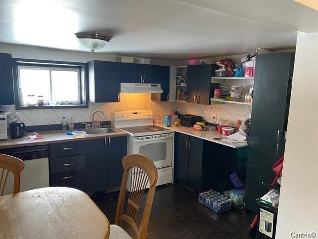 









273

 - 273A


Rue Notre-Dame

,
Notre-Dame-de-la-Paix,




QC
J0V1P0

