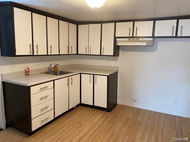 









273

 - 273A


Rue Notre-Dame

,
Notre-Dame-de-la-Paix,




QC
J0V1P0

