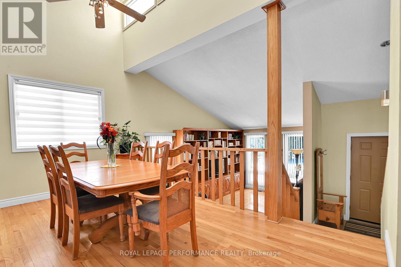 












996 LAPORTE STREET

,
Ottawa,




Ontario
K1J7B4

