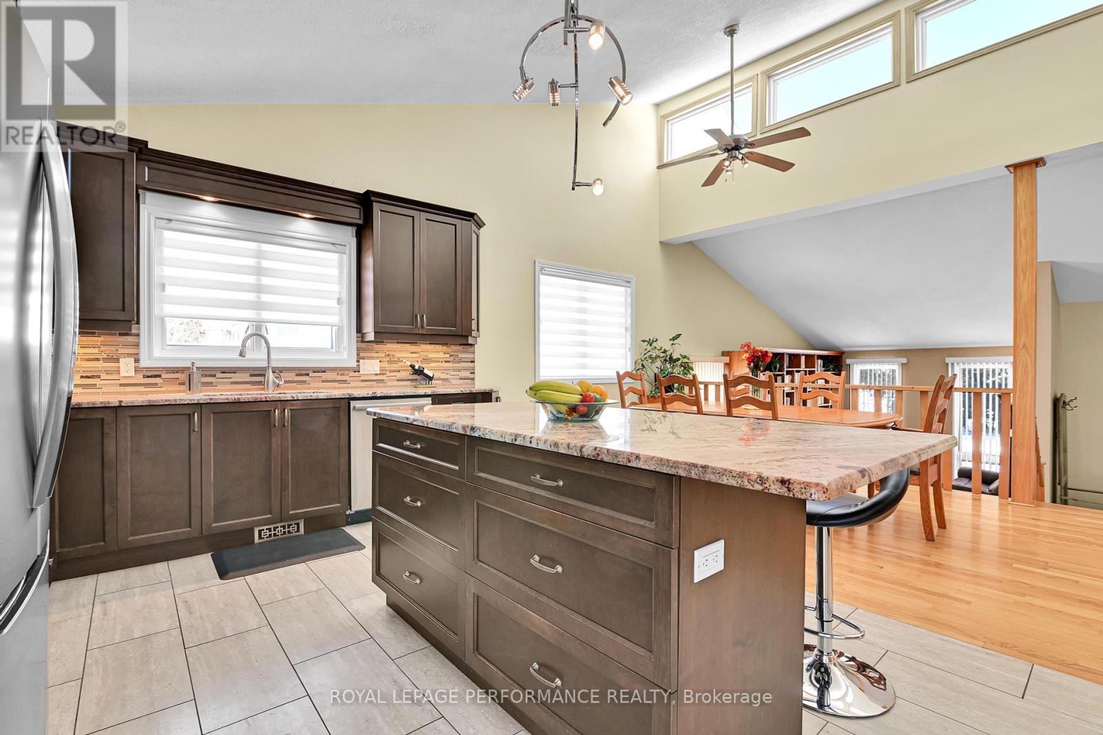 












996 LAPORTE STREET

,
Ottawa,




Ontario
K1J7B4

