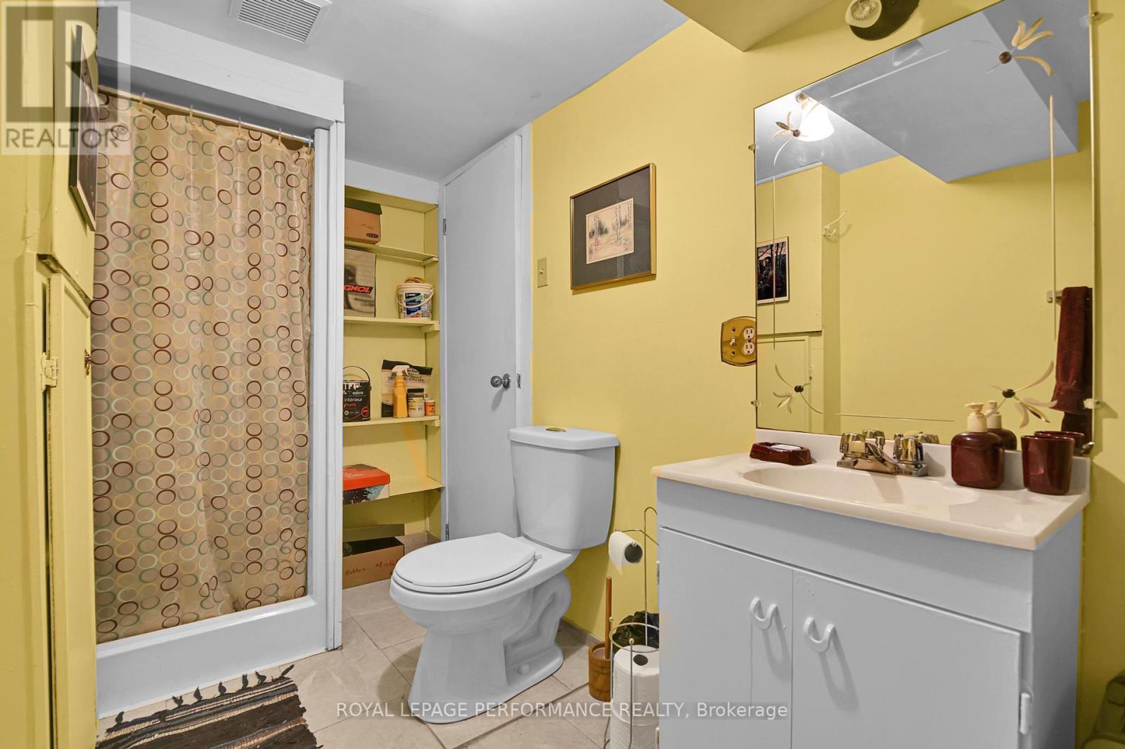 












996 LAPORTE STREET

,
Ottawa,




Ontario
K1J7B4

