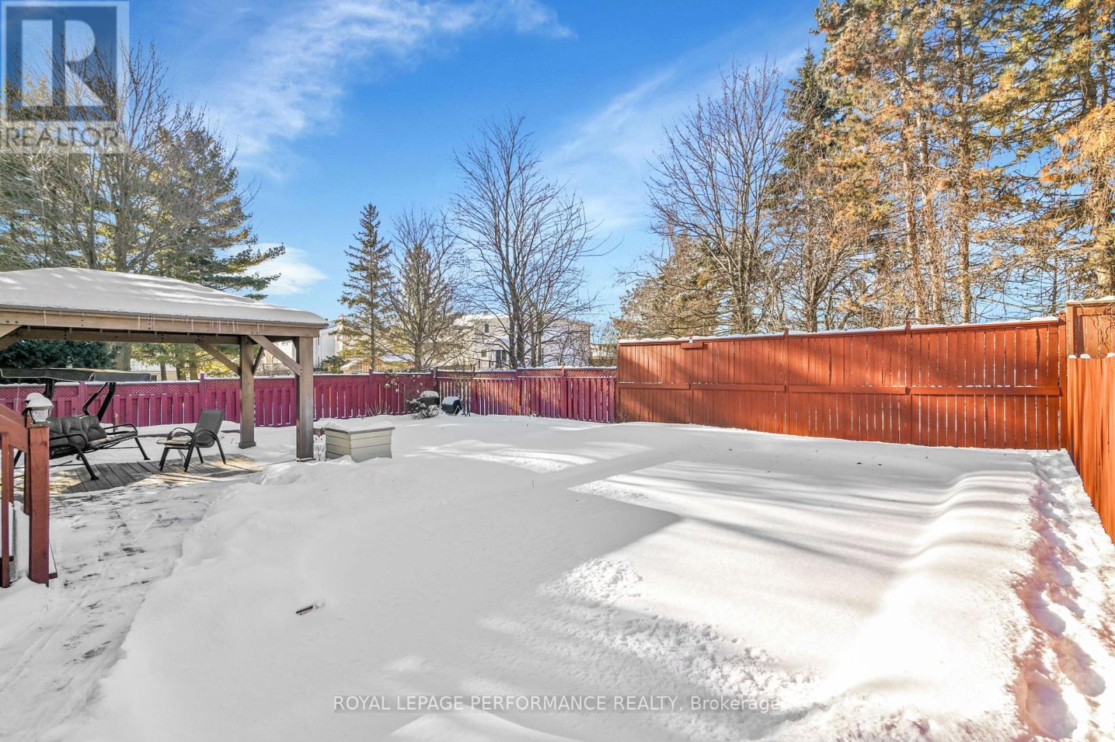 












996 LAPORTE STREET

,
Ottawa,




Ontario
K1J7B4


